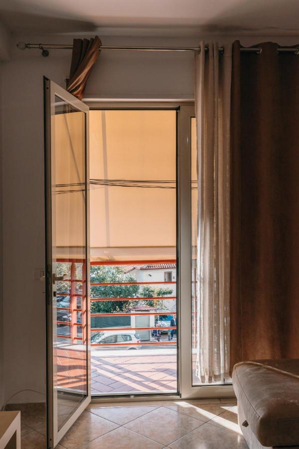 Rs Place 1-Bedroom Apartment Τίρανα Εξωτερικό φωτογραφία