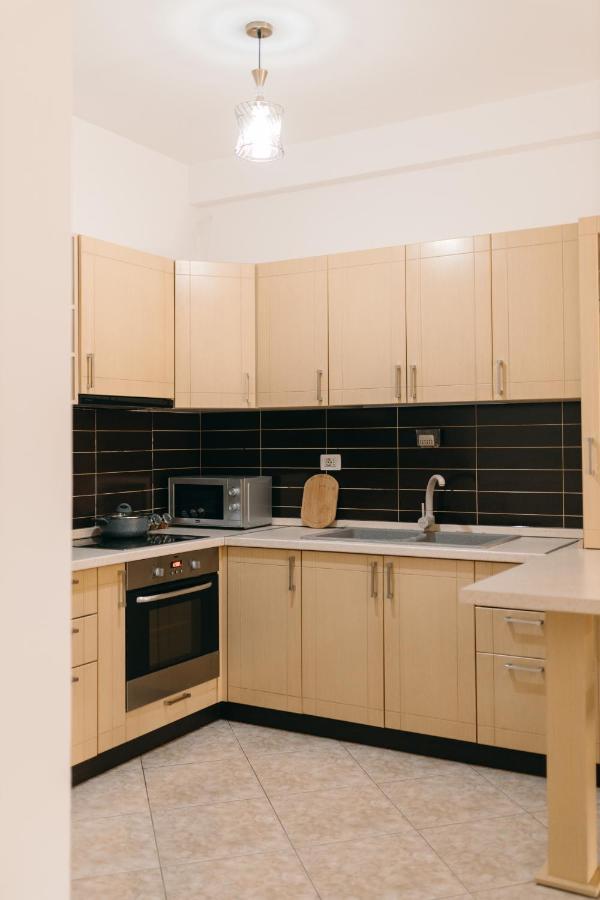 Rs Place 1-Bedroom Apartment Τίρανα Εξωτερικό φωτογραφία