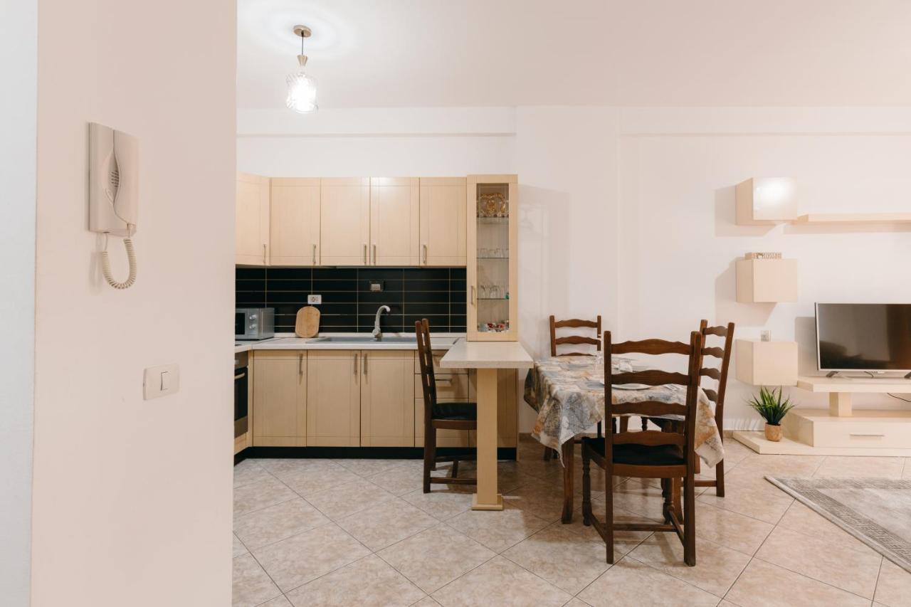 Rs Place 1-Bedroom Apartment Τίρανα Εξωτερικό φωτογραφία