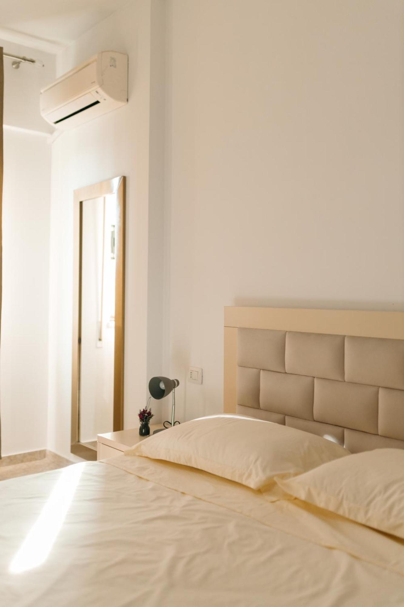 Rs Place 1-Bedroom Apartment Τίρανα Εξωτερικό φωτογραφία